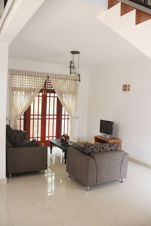 Hotel Red Rose Negombo Chambre photo