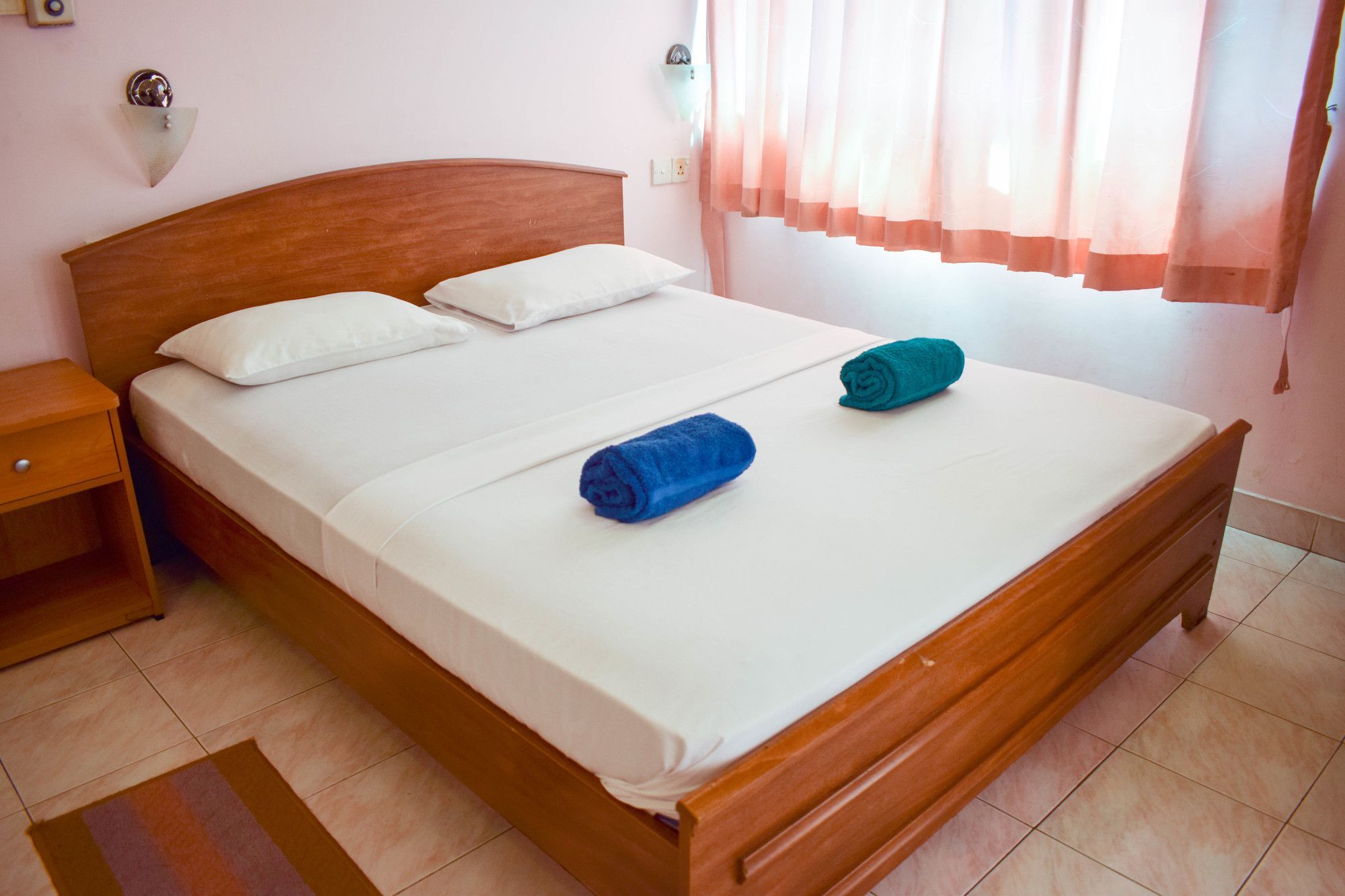 Hotel Red Rose Negombo Extérieur photo
